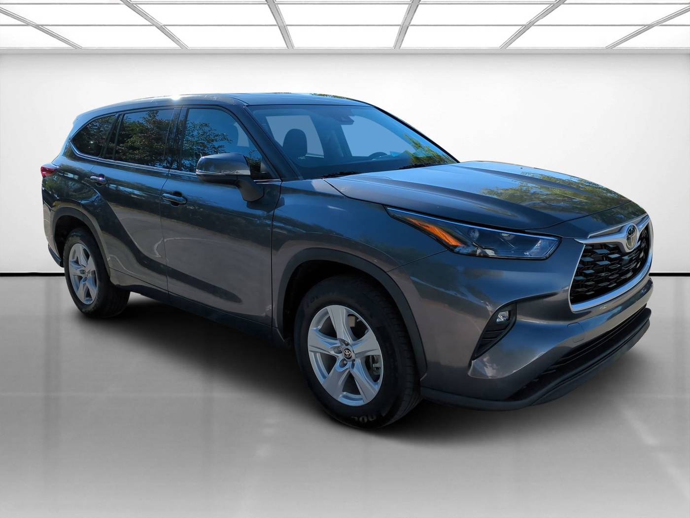 2022 Toyota Highlander LE — SUV — 42,600 mi — Margate, FL
