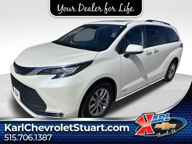 2021 Toyota Sienna XLE — Minivan — 51,271 mi — Stuart, IA