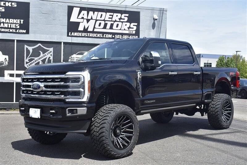 2024 Ford Super Duty F-350 Platinum — Pickup Truck — 10,101 mi — Gresham, OR