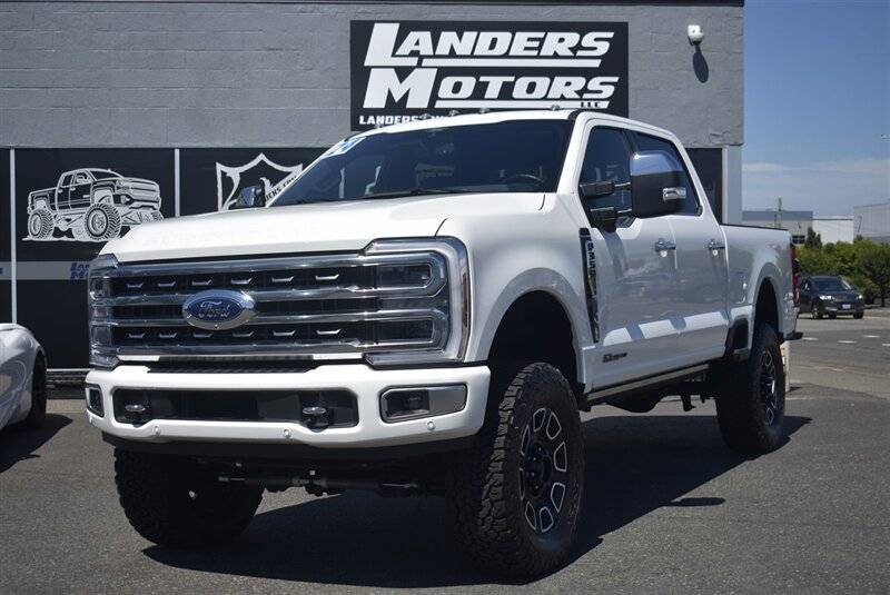 2024 Ford Super Duty F-350 Platinum — Pickup Truck — 6,816 mi — Gresham, OR