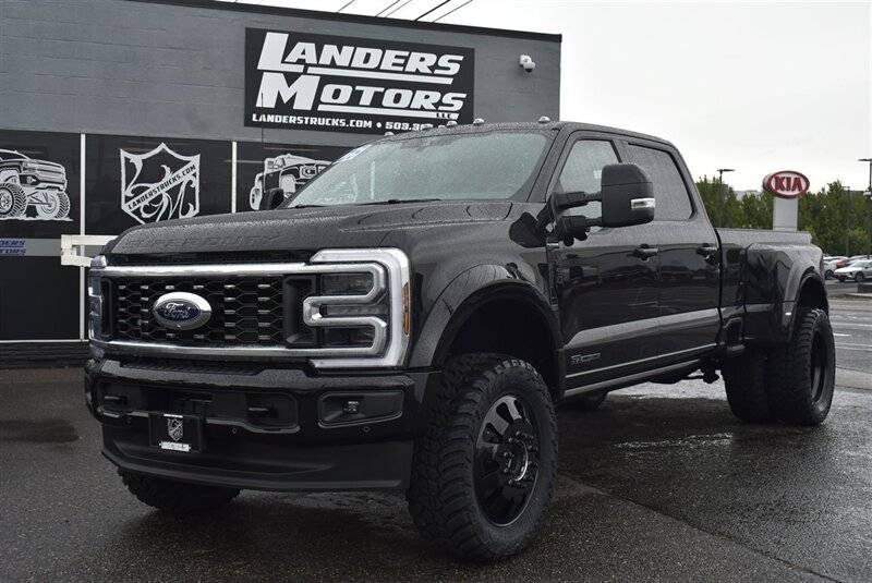 2025 Ford Super Duty F-450 Platinum — Pickup Truck — 77 mi — Gresham, OR