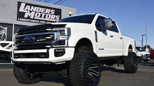 2022 Ford Super Duty F-350 Platinum — Pickup Truck — 25,260 mi — Gresham, OR