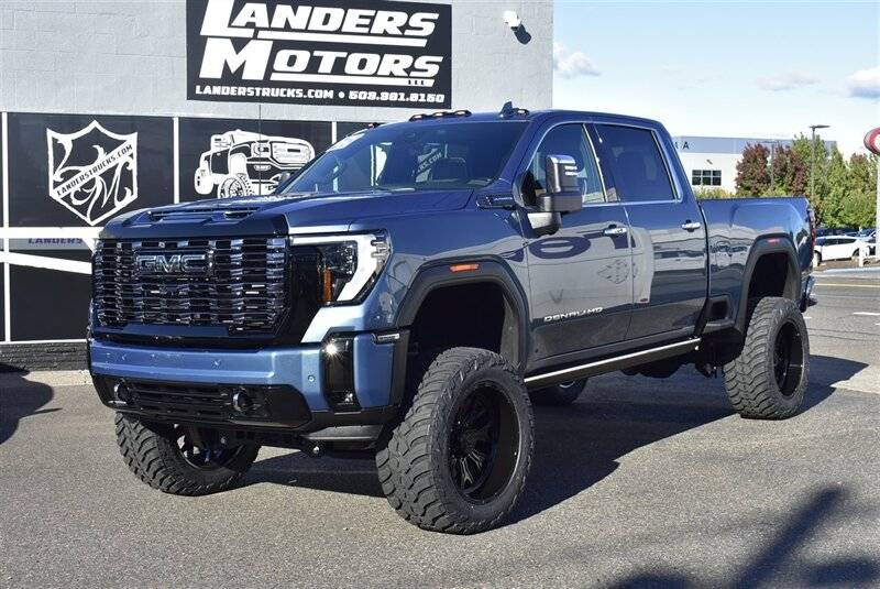 2025 GMC Sierra 3500HD Denali Ultimate — Pickup Truck — 2,051 mi — Gresham, OR