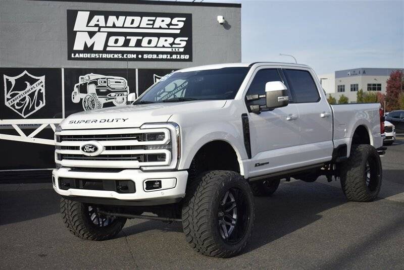 2025 Ford Super Duty F-350 Platinum — Pickup Truck — 9,433 mi — Gresham, OR
