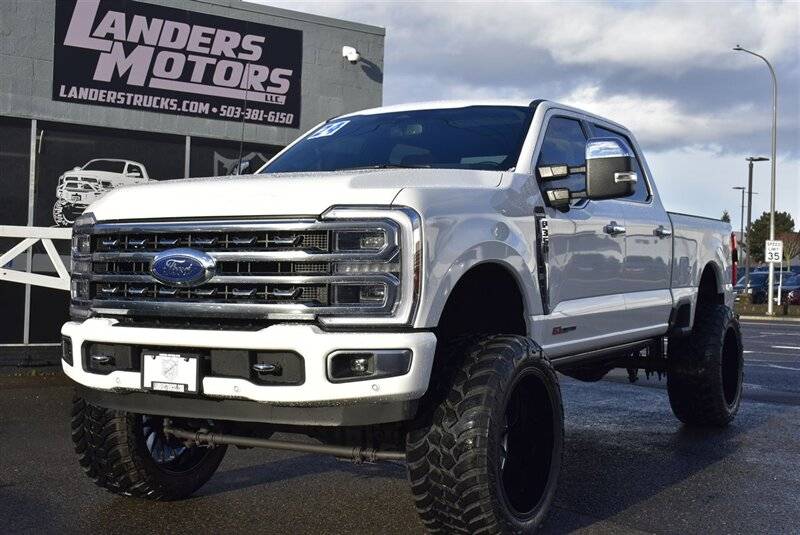2024 Ford Super Duty F-350 Platinum — Pickup Truck — 11,642 mi — Gresham, OR