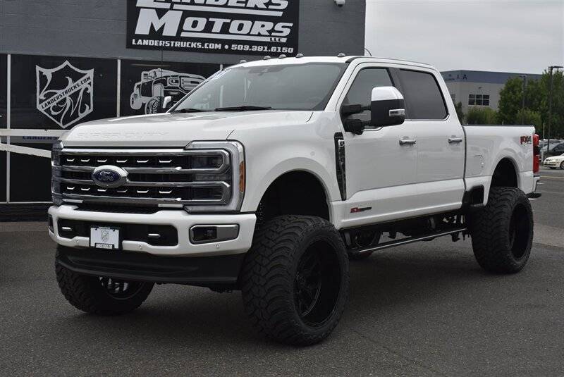 2023 Ford Super Duty F-350 Platinum — Pickup Truck — 11,827 mi — Gresham, OR