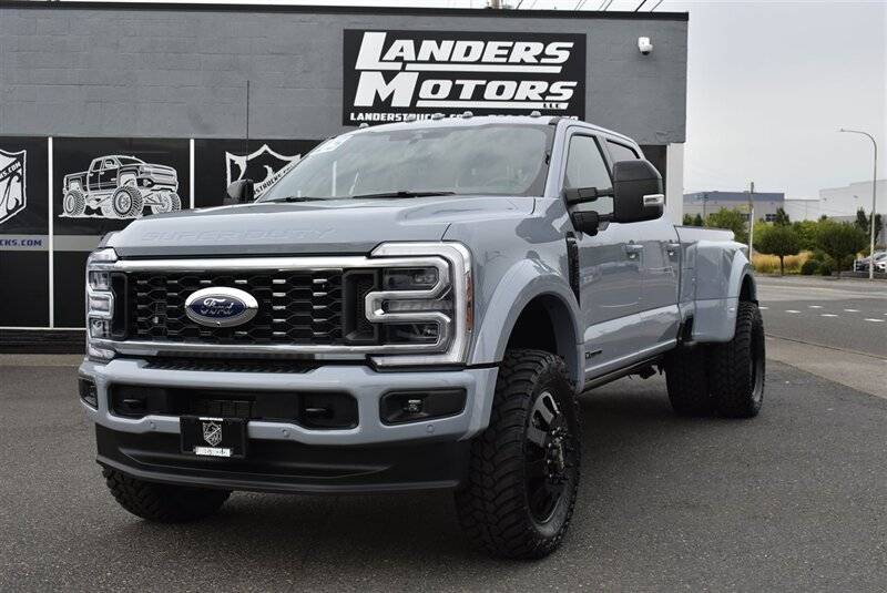 2025 Ford Super Duty F-450 Platinum — Pickup Truck — 103 mi — Gresham, OR