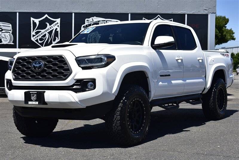 2020 Toyota Tacoma TRD Sport — Pickup Truck — 38,667 mi — Gresham, OR