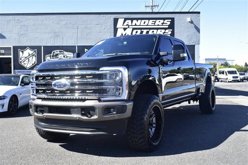 2023 Ford Super Duty F-350 King Ranch — Pickup Truck — 9,747 mi — Gresham, OR