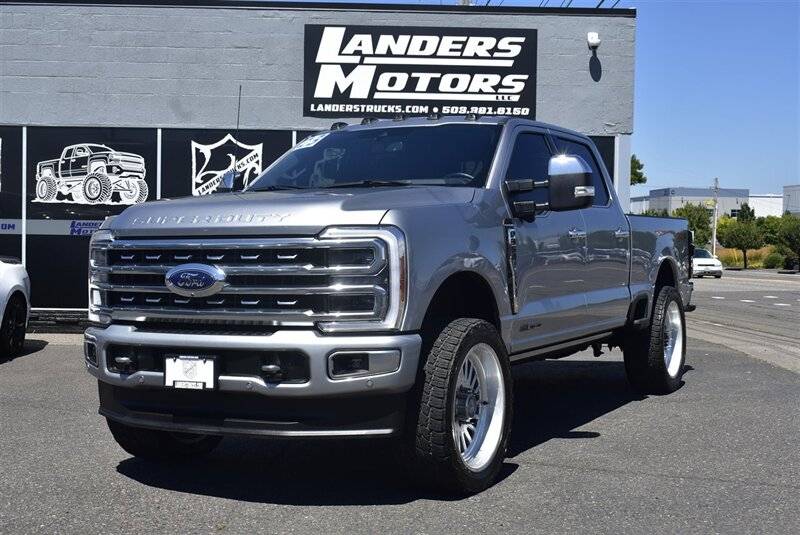 2023 Ford Super Duty F-350 Platinum — Pickup Truck — 30,476 mi — Gresham, OR