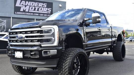 2023 Ford Super Duty F-350 Platinum — Pickup Truck — 16,611 mi — Gresham, OR