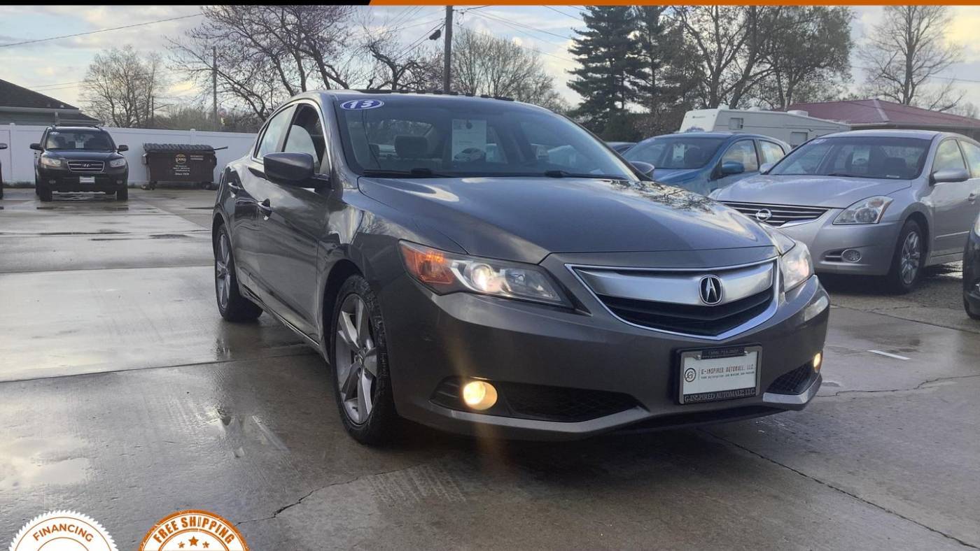 2013 Acura ILX Premium Package — Sedan — 131,777 mi — East Peoria, IL