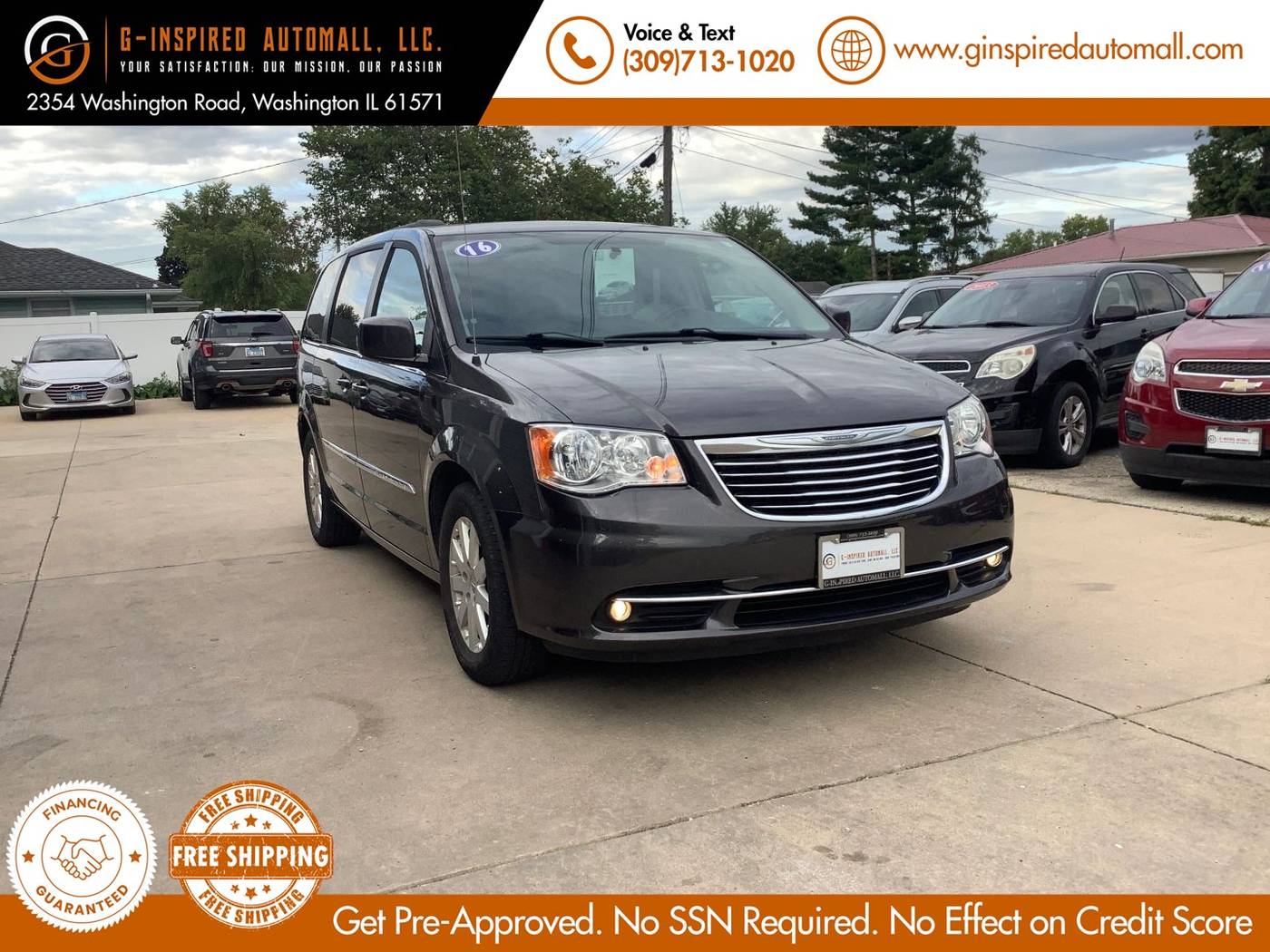 2016 Chrysler Town & Country Touring — Minivan — 89,548 mi — East Peoria, IL