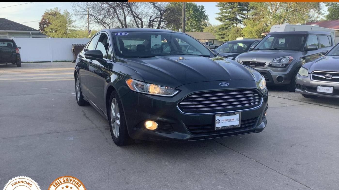 2016 Ford Fusion SE — Sedan — 126,234 mi — East Peoria, IL