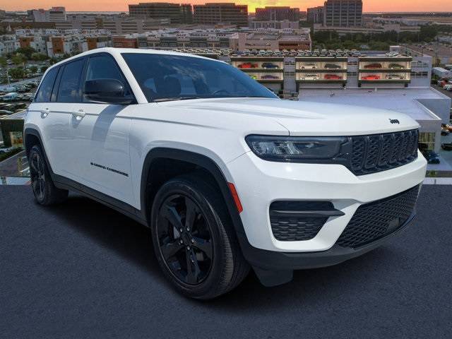 2023 Jeep Grand Cherokee Altitude — SUV — 49,235 mi — Tampa, FL