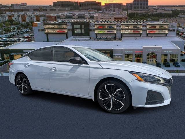 2023 Nissan Altima SR — Sedan — 43,562 mi — Tampa, FL