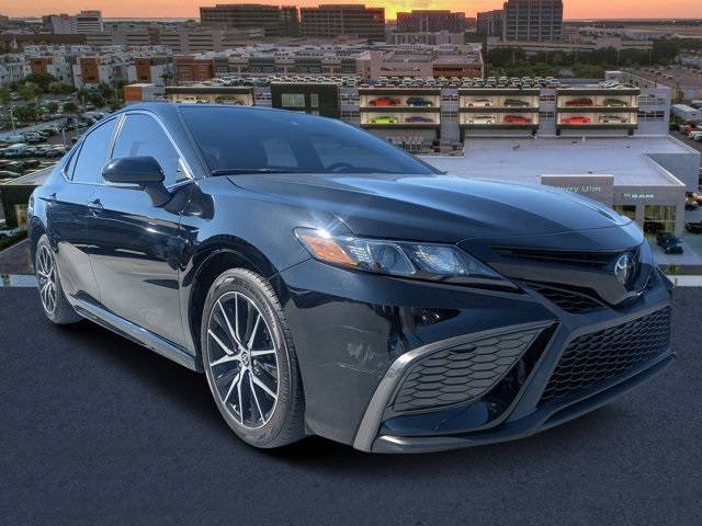 2022 Toyota Camry SE — Sedan — 44,661 mi — Tampa, FL
