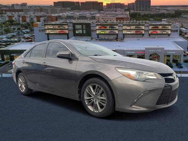 2015 Toyota Camry SE — Sedan — 115,986 mi — Tampa, FL