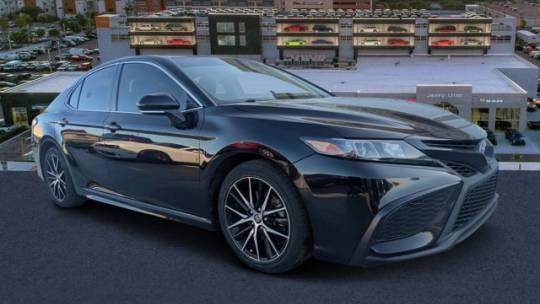 2022 Toyota Camry SE — Sedan — 61,782 mi — Tampa, FL