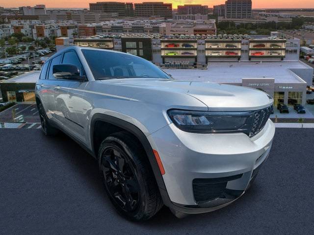 2023 Jeep Grand Cherokee Altitude — SUV — 47,839 mi — Tampa, FL