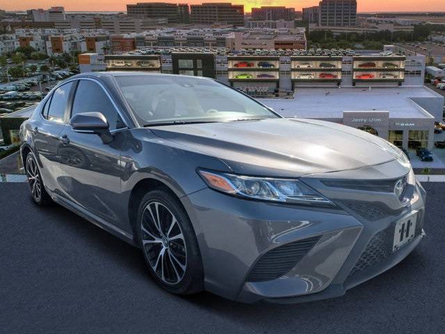 2019 Toyota Camry SE — Sedan — 68,497 mi — Tampa, FL