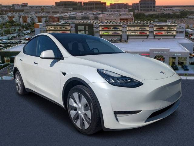 2022 Tesla Model Y Long Range — SUV — 23,878 mi — Tampa, FL