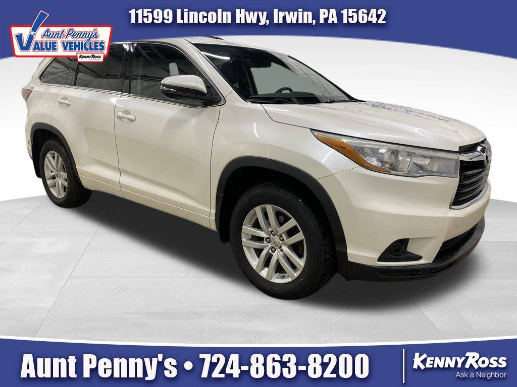 2015 Toyota Highlander LE V6 — SUV — 121,478 mi — North Huntingdon, PA