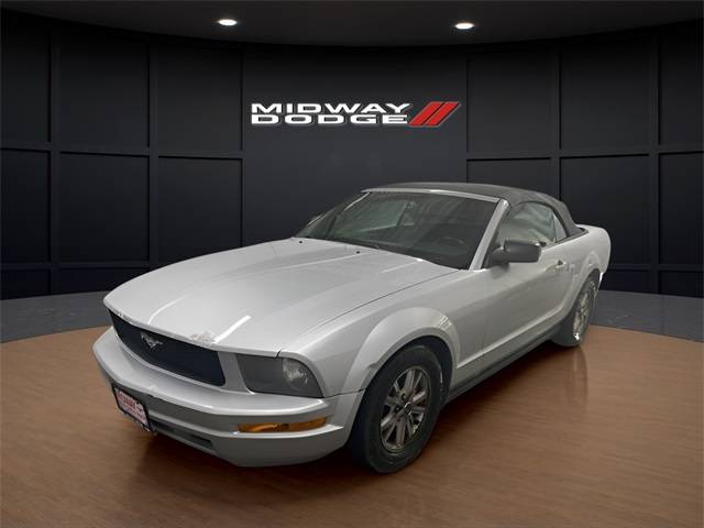 2006 Ford Mustang Base — Convertible — 151,764 mi — Chicago, IL