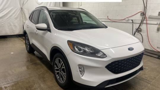 2020 Ford Escape SEL — SUV — 103,306 mi — Chicago, IL