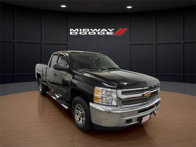 2012 Chevrolet Silverado 1500 LS — Pickup Truck — 121,683 mi — Chicago, IL