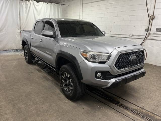 2018 Toyota Tacoma SR5 — Pickup Truck — 75,192 mi — Chicago, IL
