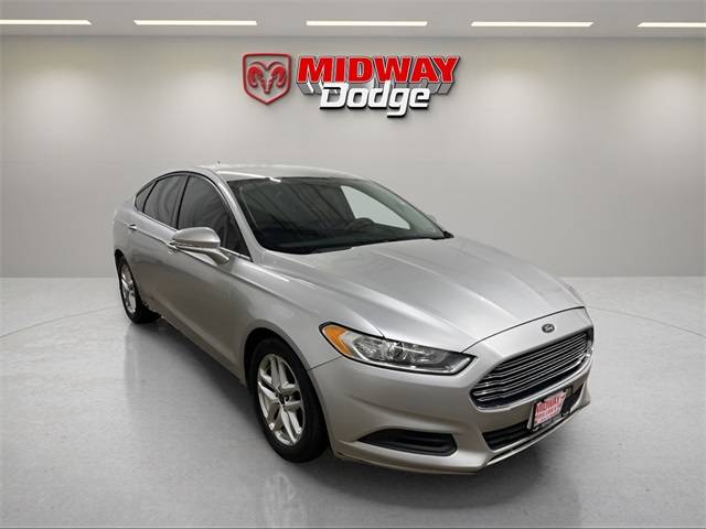 2016 Ford Fusion SE — Sedan — 165,123 mi — Chicago, IL