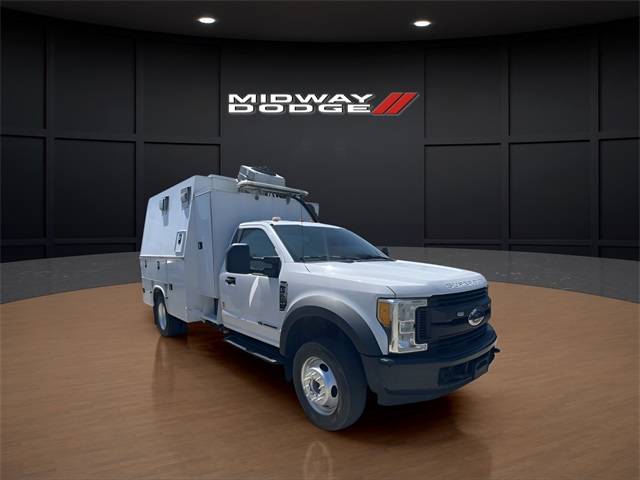 2017 Ford Super Duty F-550 Chassis Cab XL — Chassis Cab Truck — 90,709 mi — Chicago, IL