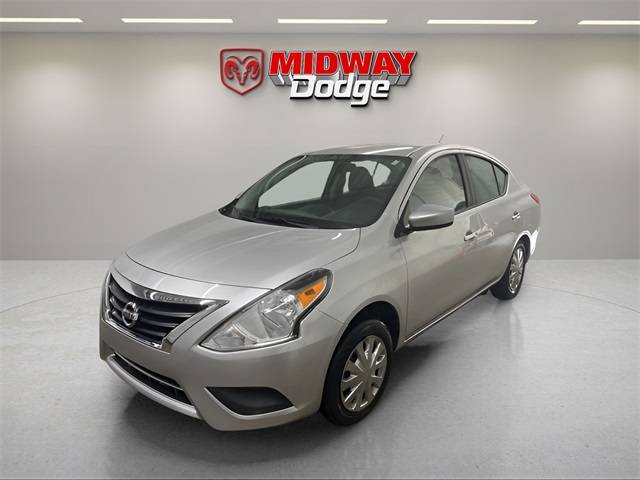2019 Nissan Versa SV — Sedan — 22,510 mi — Chicago, IL