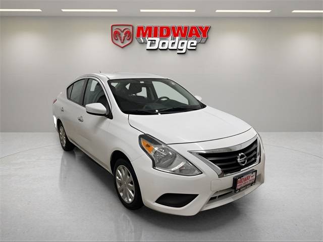 2019 Nissan Versa SV — Sedan — 78,346 mi — Chicago, IL