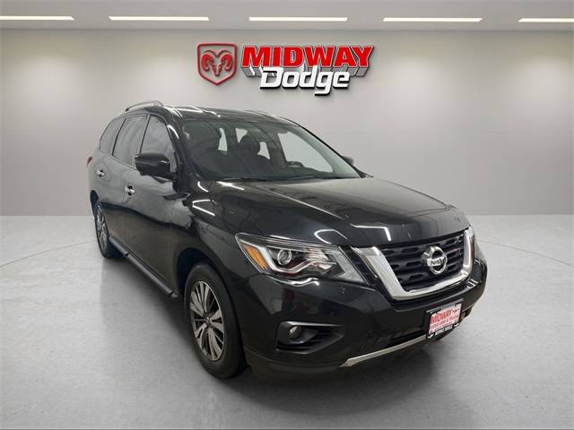 2019 Nissan Pathfinder SL — SUV — 82,690 mi — Chicago, IL