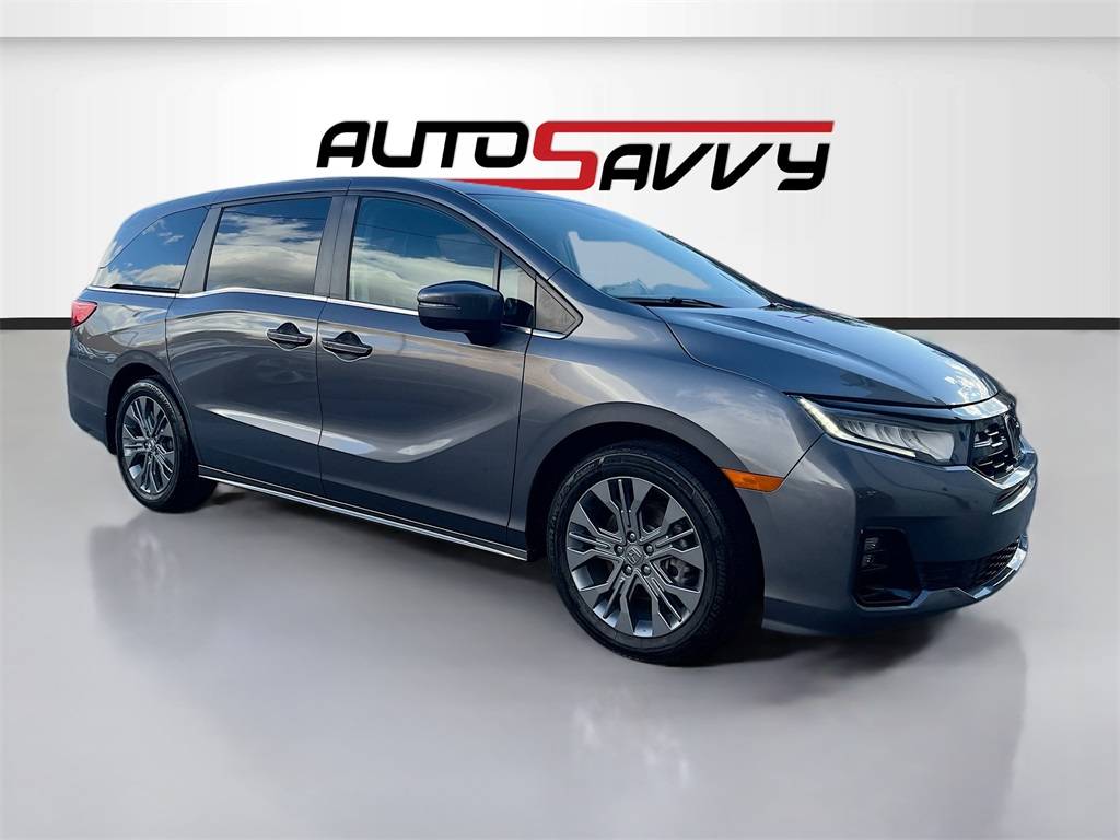 2025 Honda Odyssey Touring — Minivan — 14,853 mi — Lindon, UT