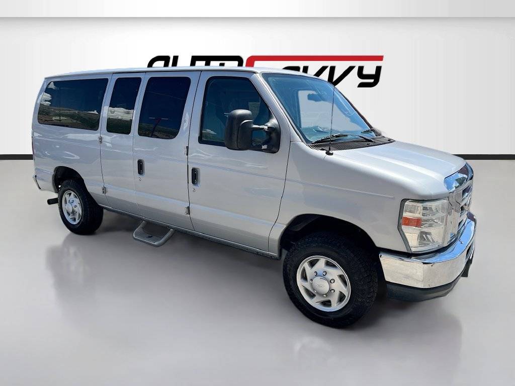 2014 Ford Econoline Wagon E-350 Super Duty XLT
