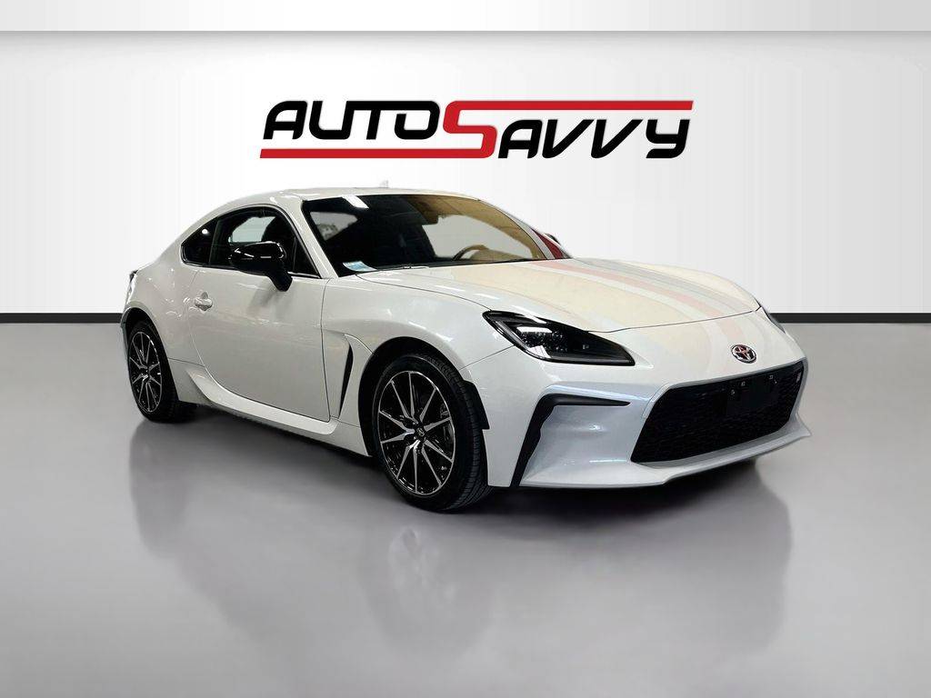2025 Toyota GR86 Base