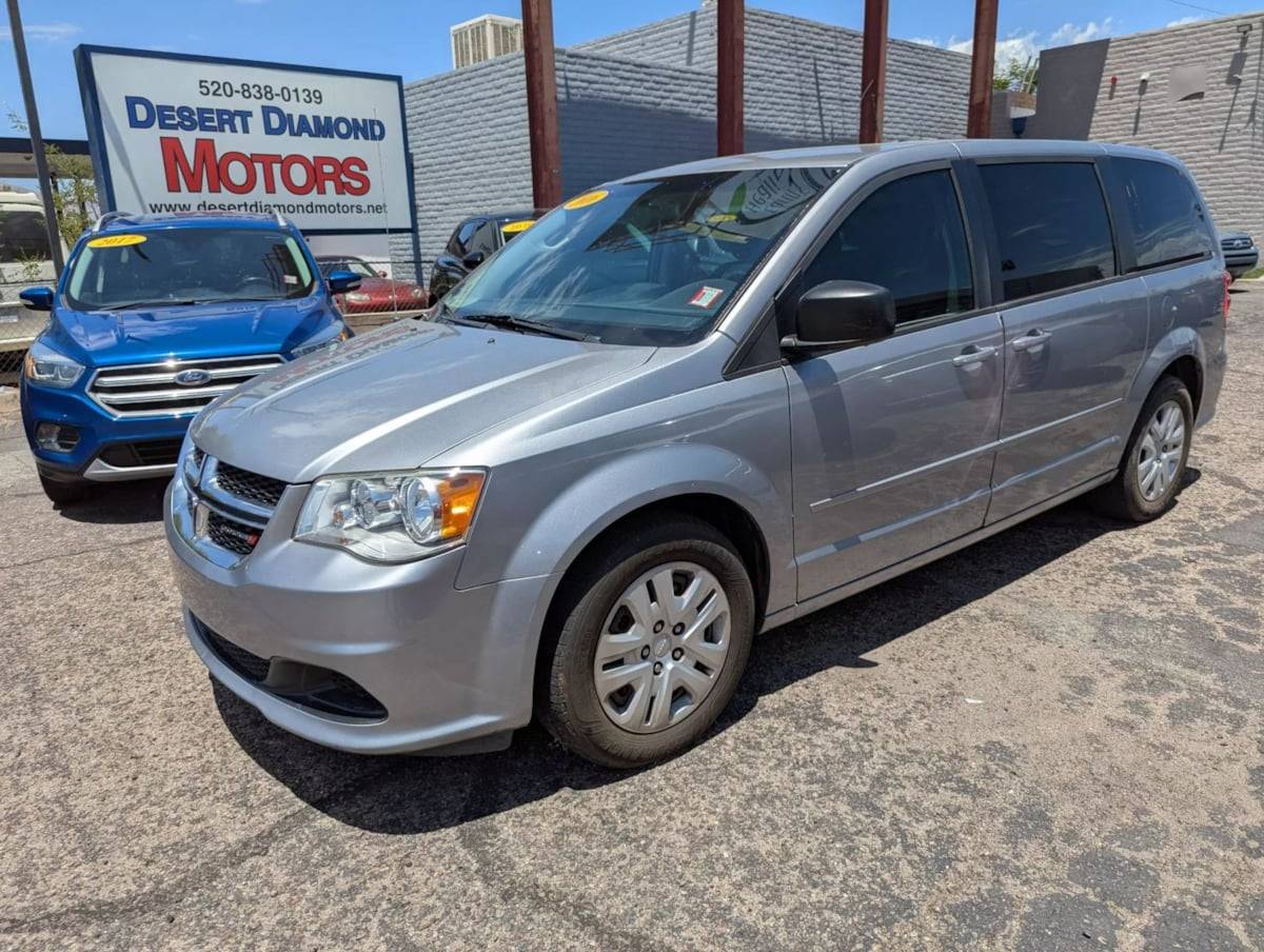 2016 Dodge Grand Caravan SE — Minivan — 136,031 mi — Tucson, AZ