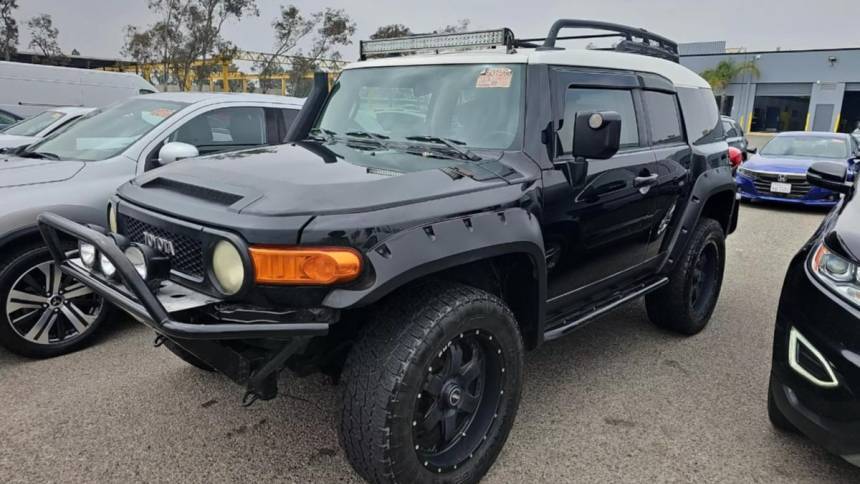 2007 Toyota FJ Cruiser Base — SUV — 176,822 mi — Tucson, AZ