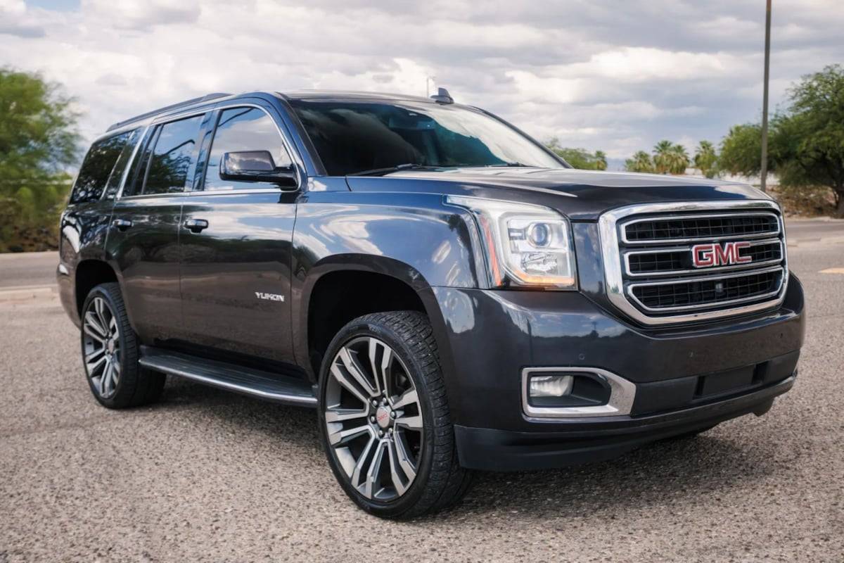 2017 GMC Yukon SLT — SUV — 83,609 mi — Tucson, AZ