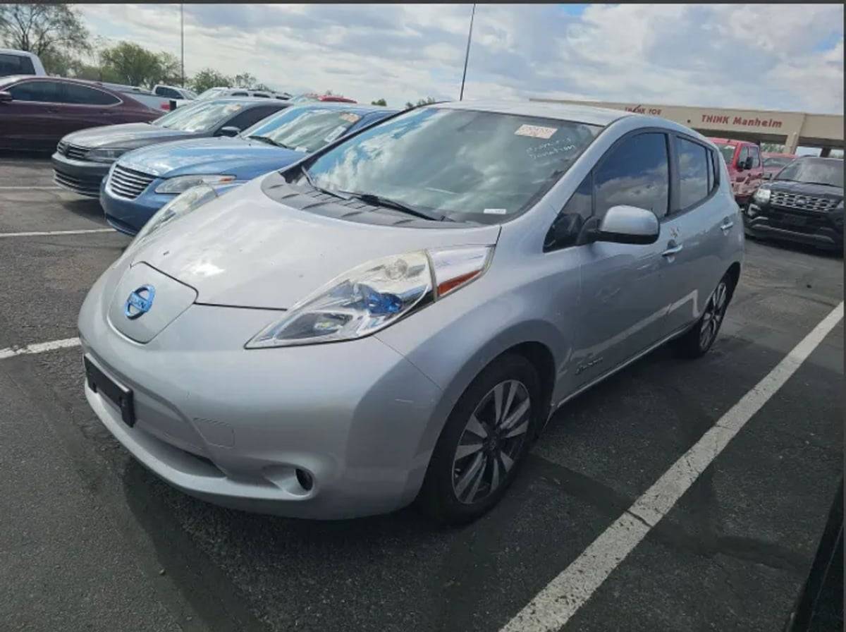 2016 Nissan LEAF SL — Hatchback — 84,970 mi — Tucson, AZ