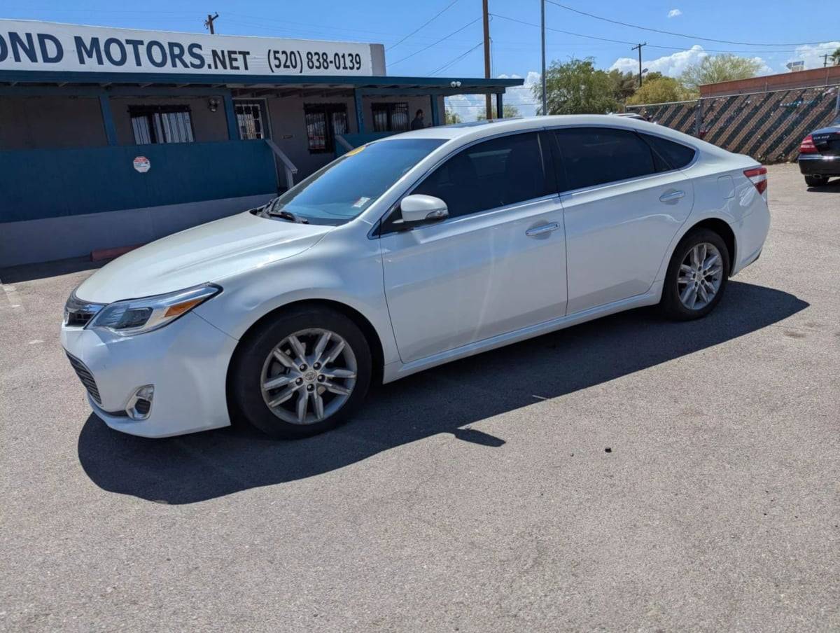 2014 Toyota Avalon XLE Premium — Sedan — 122,916 mi — Tucson, AZ