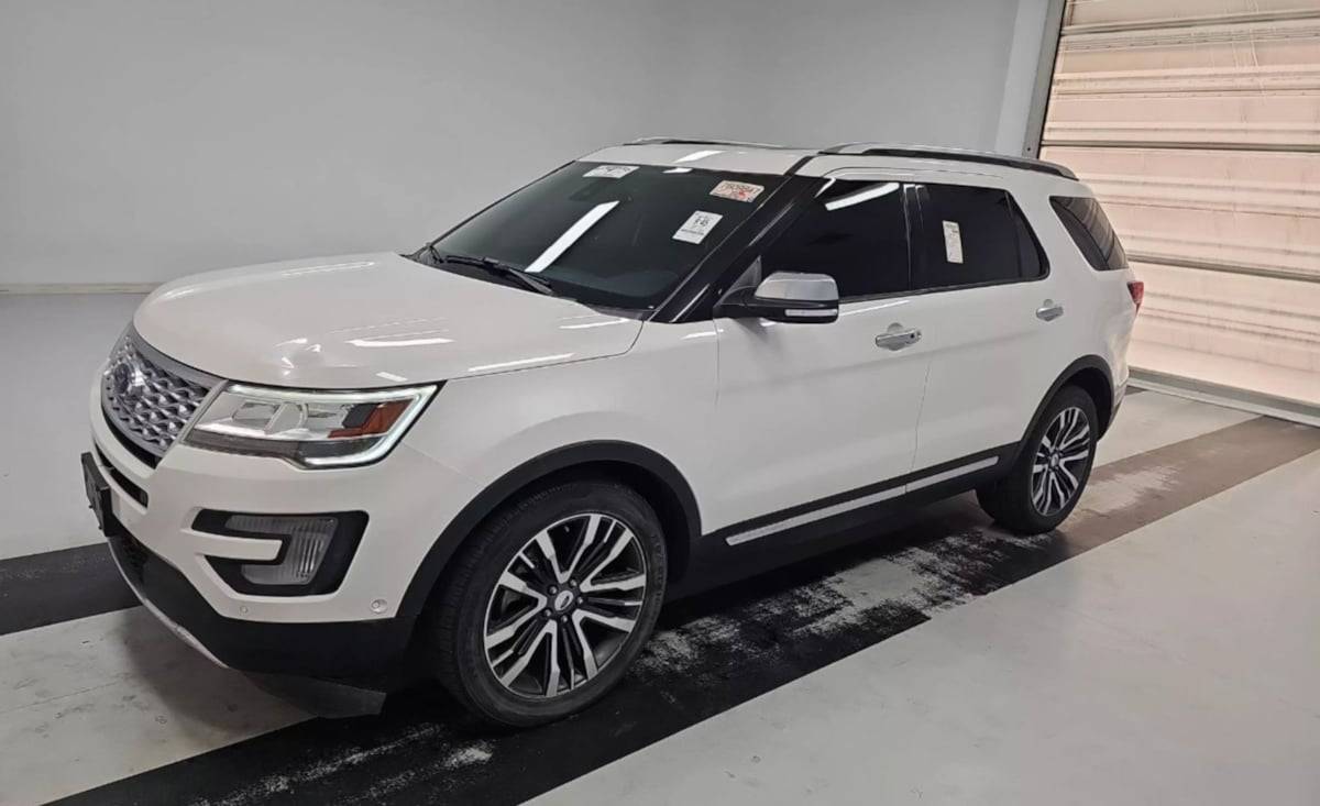2017 Ford Explorer Platinum — SUV — 147,793 mi — Tucson, AZ