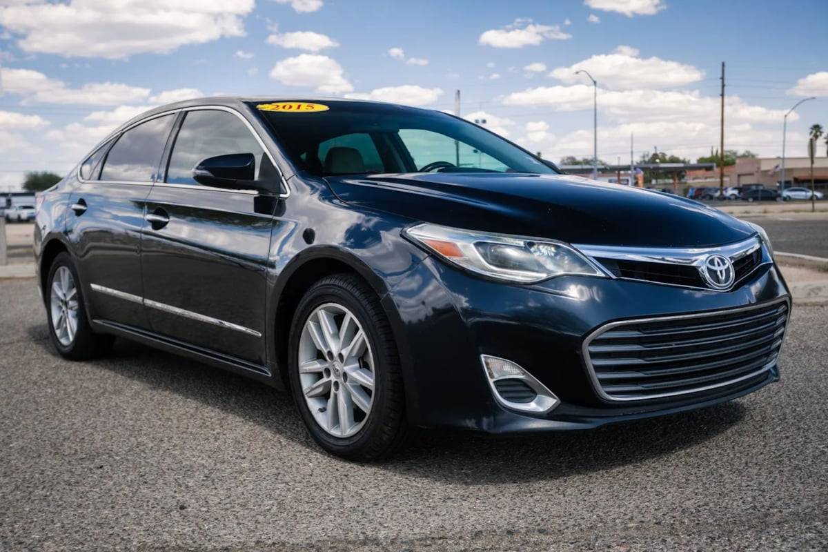 2015 Toyota Avalon XLE — Sedan — 169,353 mi — Tucson, AZ