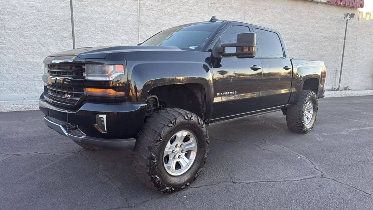 2017 Chevrolet Silverado 1500 LT — Pickup Truck — 107,554 mi — Tucson, AZ