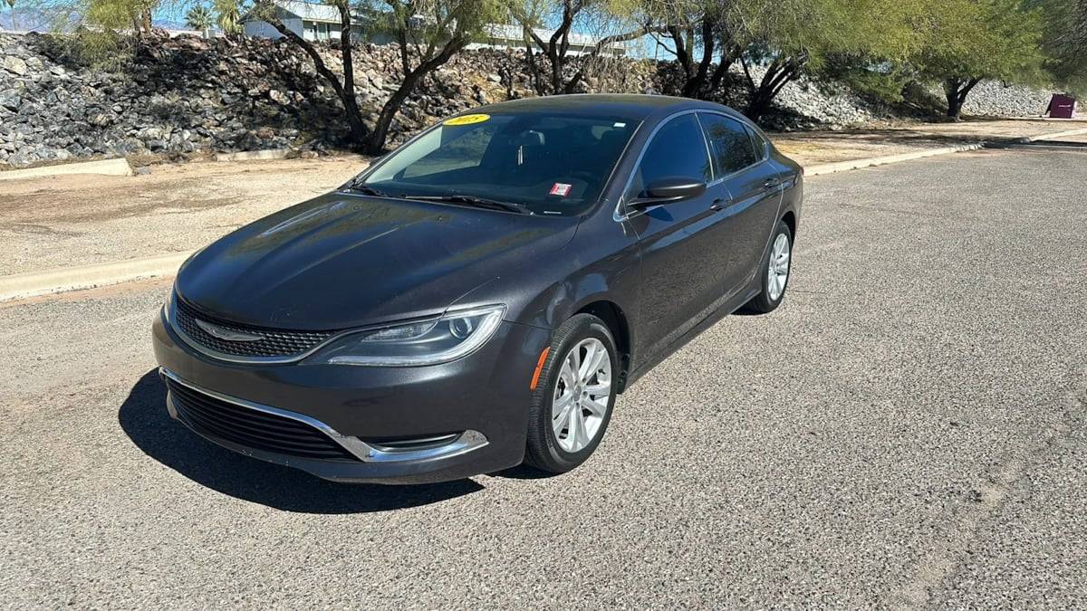 2015 Chrysler 200 Limited — Sedan — 132,977 mi — Tucson, AZ