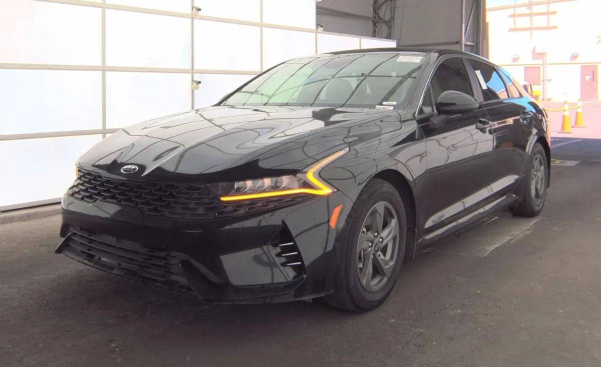2021 Kia K5 LXS — Sedan — 112,545 mi — Tucson, AZ