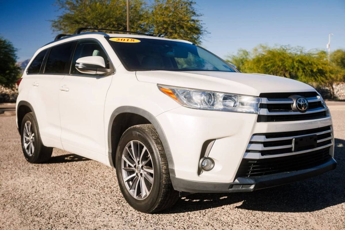 2018 Toyota Highlander XLE — SUV — 106,209 mi — Tucson, AZ